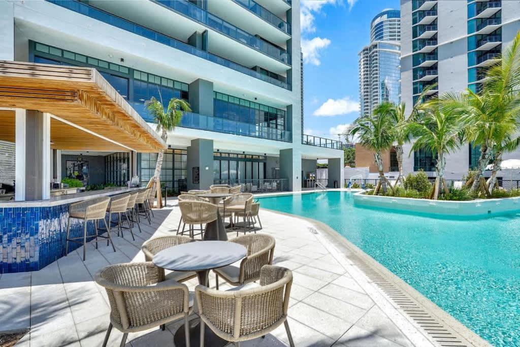2br With Gym And Pools Apartment *