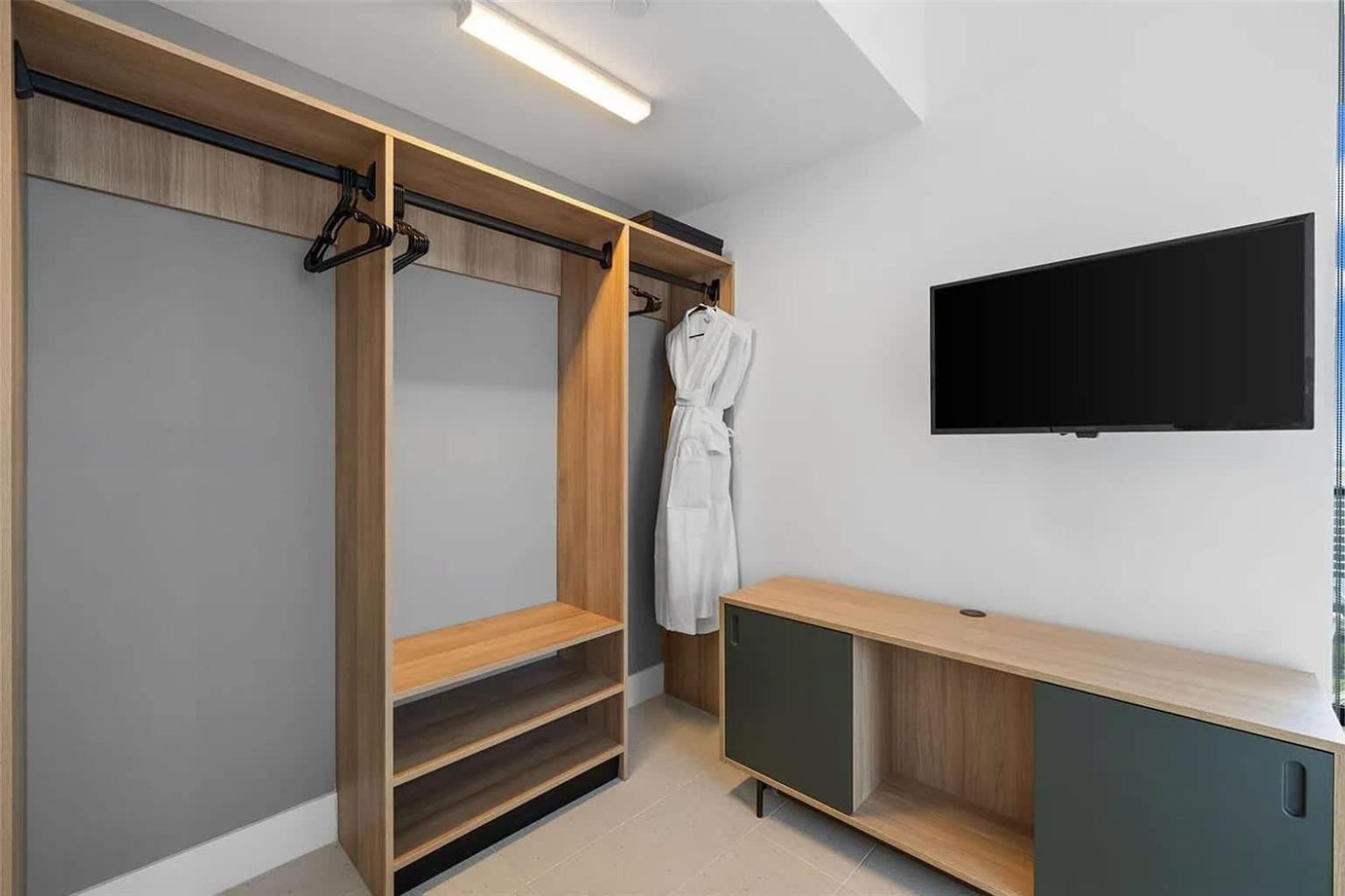 2br With Gym And Pools * Miami