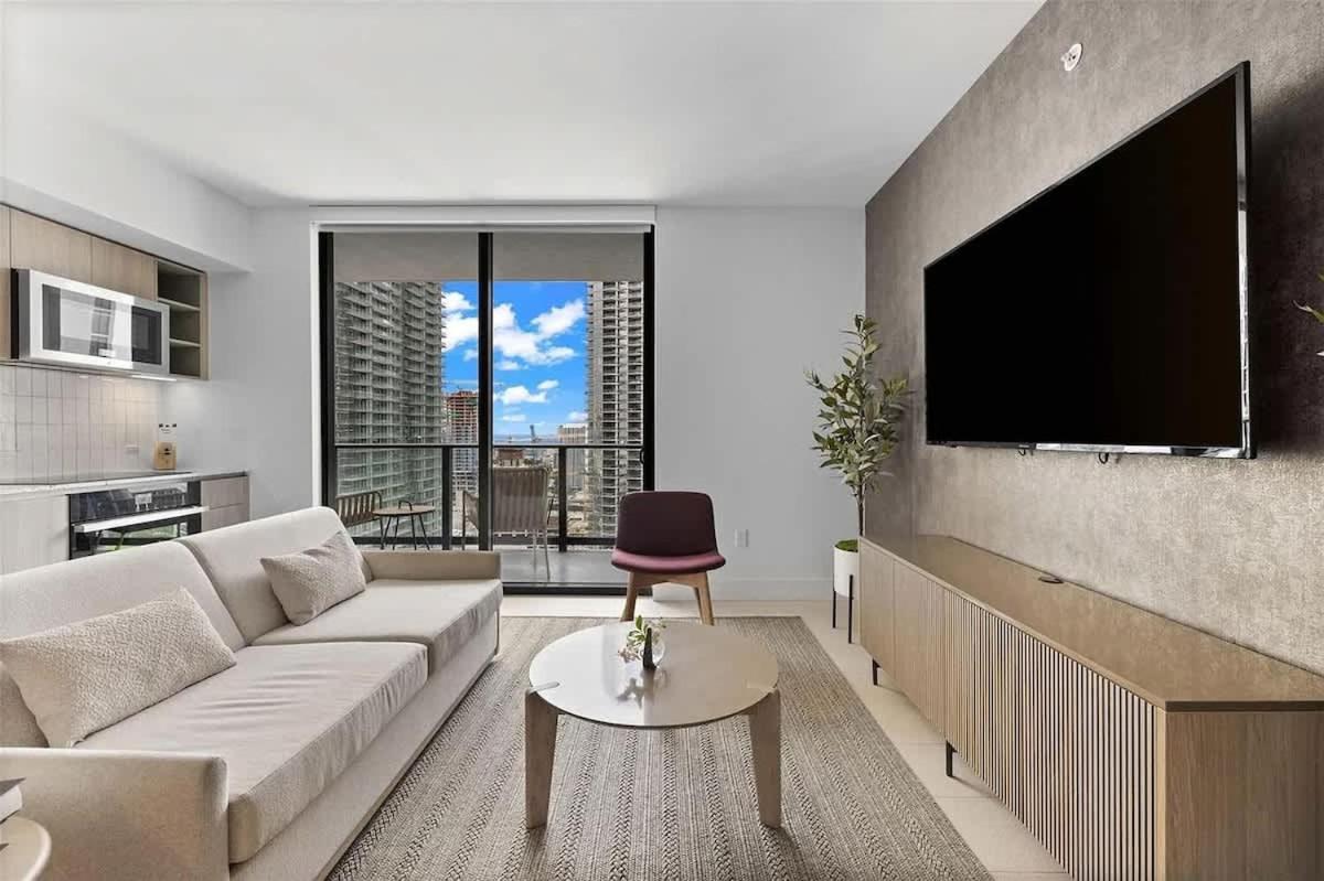 2br With Gym And Pools Apartment *